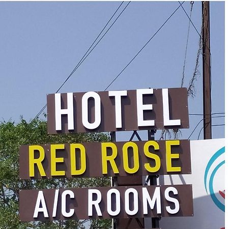 Hotel Red Rose Vadodara Dış mekan fotoğraf